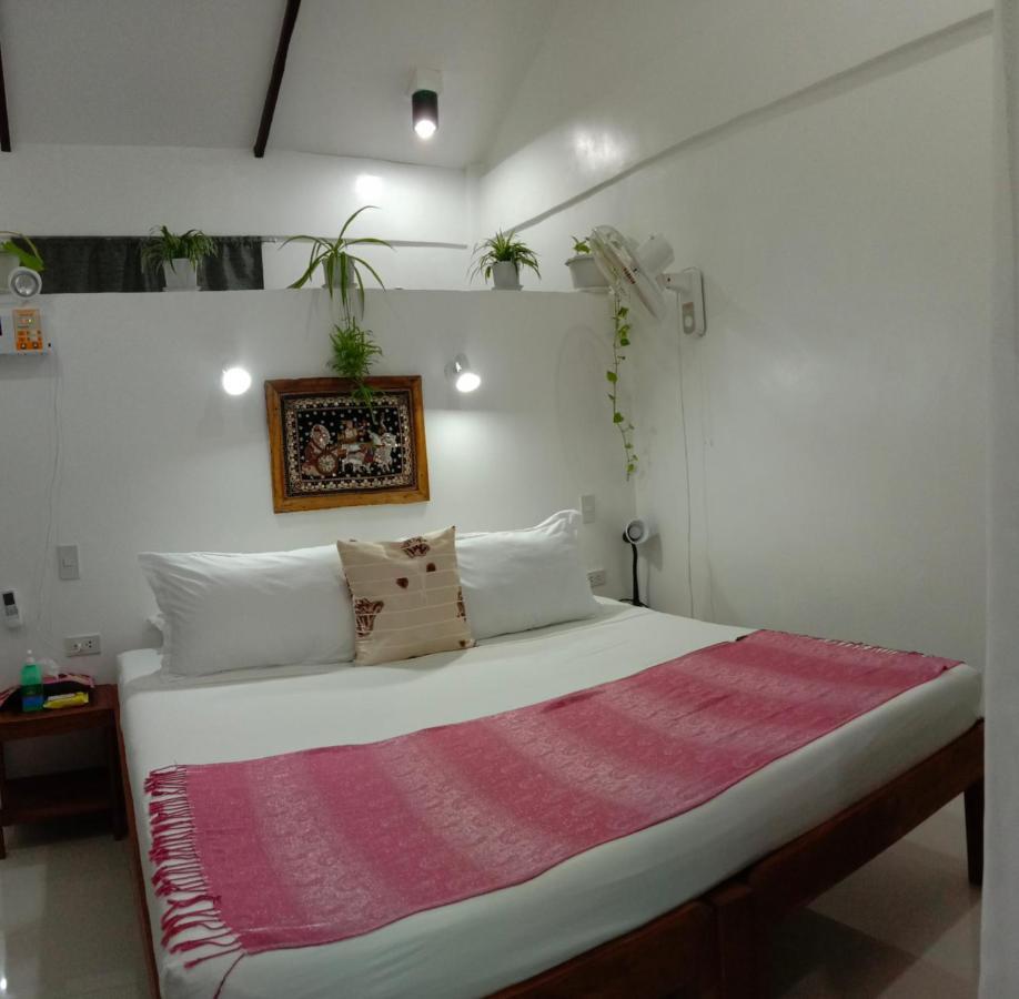 Corong Beach Resort Эль-Нидо Экстерьер фото
